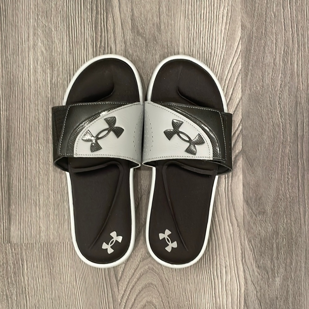 New under armor slides